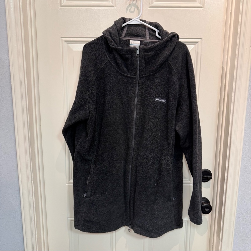 Columbia women’s plus size Charcoal Fleece Jacket